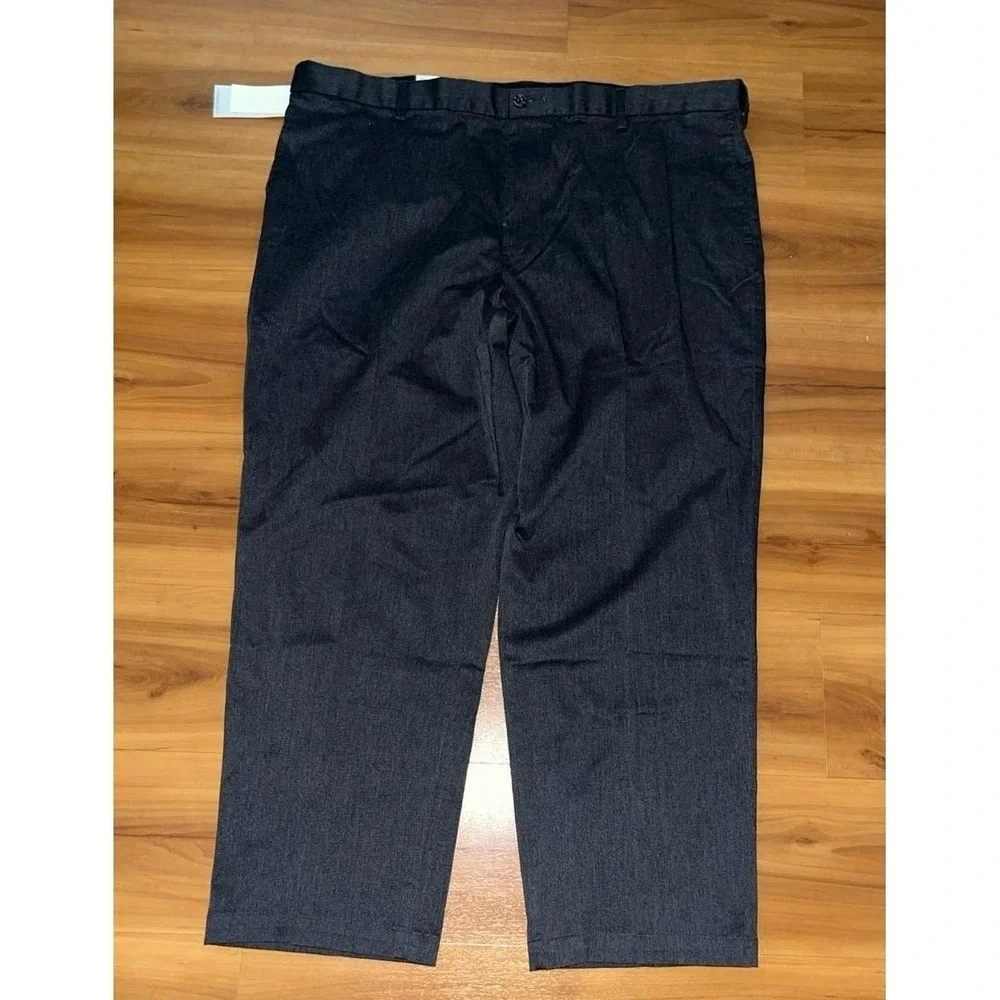 Mens NWT Dockers Relaxed Fit Comfort Khaki Stretch Business Casual Chino Pants